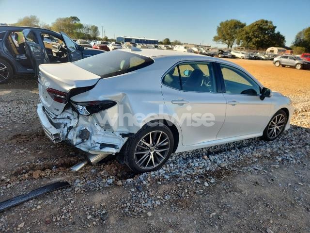 Photo 4 of 2022 TOYOTA CAMRY XLE (VIN 4T1F11AK4NU021572)