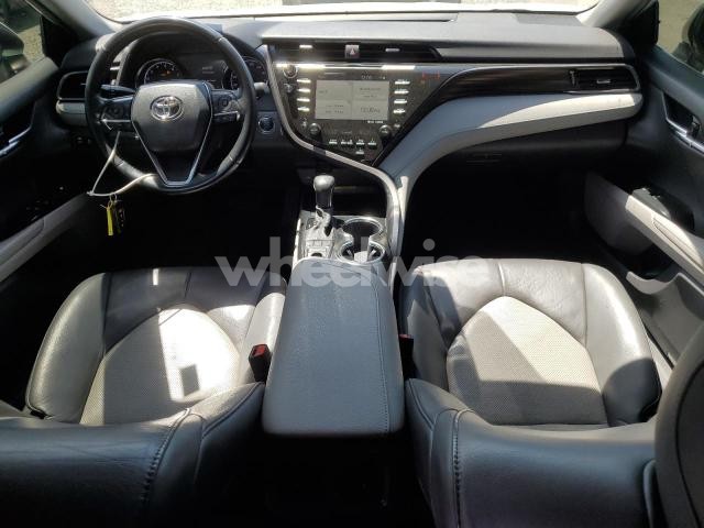 Photo 9 of 2020 TOYOTA CAMRY XLE (VIN 4T1F11AK5LU348897)