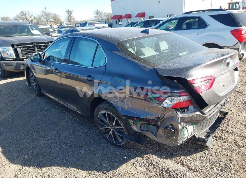 Photo 3 of 2023 Toyota Camry XLE (VIN 4T1F11AK6PU805352)
