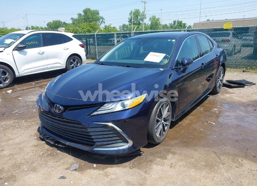 Photo 12 of 2021 Toyota Camry XLE (VIN 4T1F11AK7MU443771)