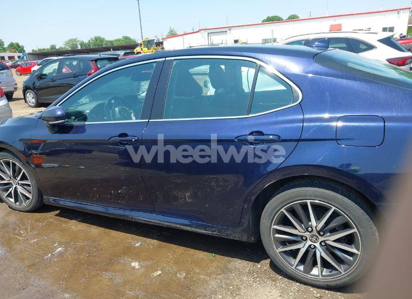 Photo 14 of 2021 Toyota Camry XLE (VIN 4T1F11AK7MU443771)