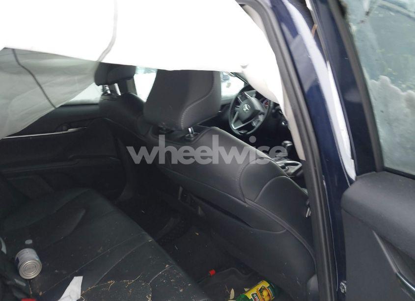 Photo 8 of 2021 Toyota Camry XLE (VIN 4T1F11AK7MU521742)