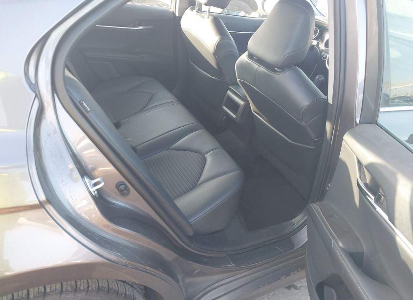 Photo 8 of 2022 Toyota Camry XLE (VIN 4T1F11AK8NU067082)