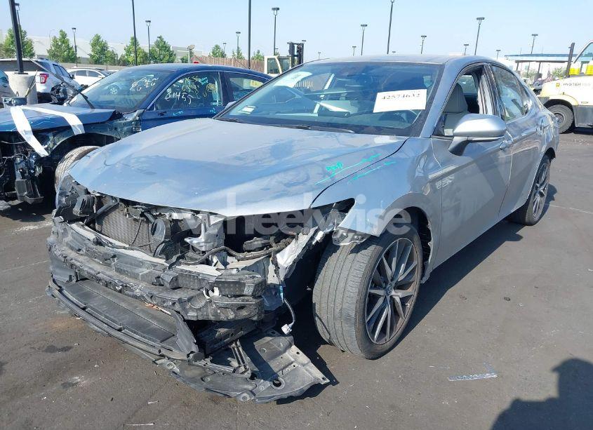 Photo 2 of 2023 Toyota Camry XLE (VIN 4T1F11AK8PU790496)