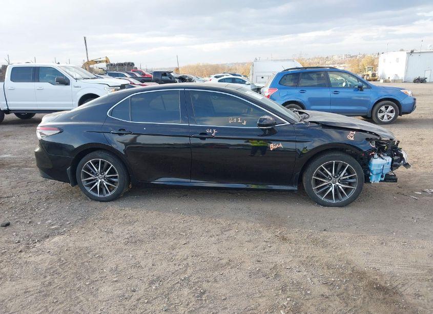 Photo 13 of 2022 Toyota Camry XLE (VIN 4T1F11AKXNU718213)