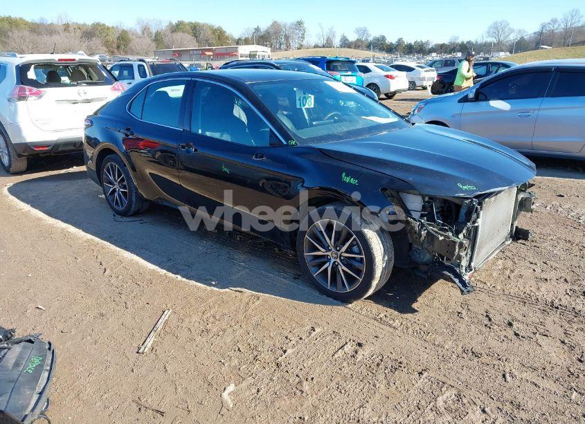 2023 Toyota Camry XLE AWD (VIN 4T1F11BK0PU073041) main photo