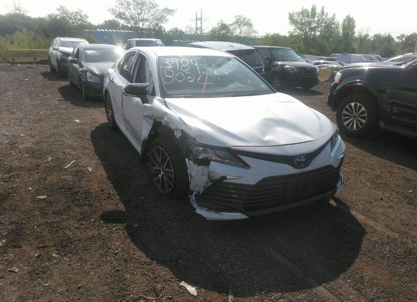 2023 Toyota Camry XLE AWD (VIN 4T1F11BK0PU098747) main photo