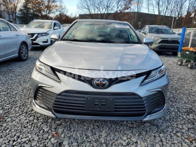 Photo 7 of 2021 TOYOTA CAMRY XLE (VIN 4T1F11BK1MU022031)