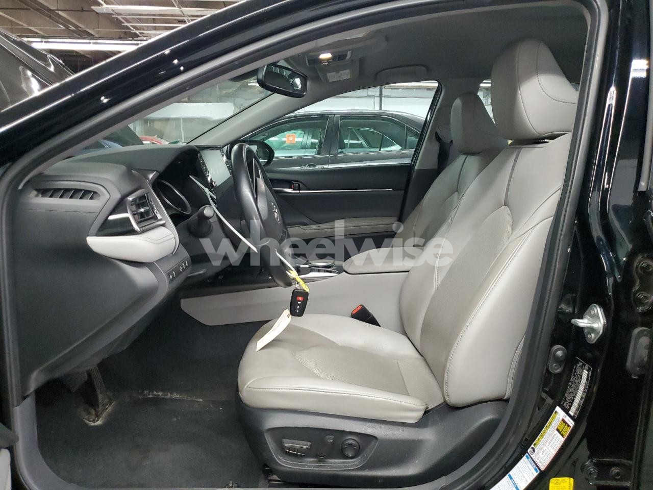 Photo 7 of 2023 TOYOTA CAMRY XLE (VIN 4T1F11BK1PU083660)