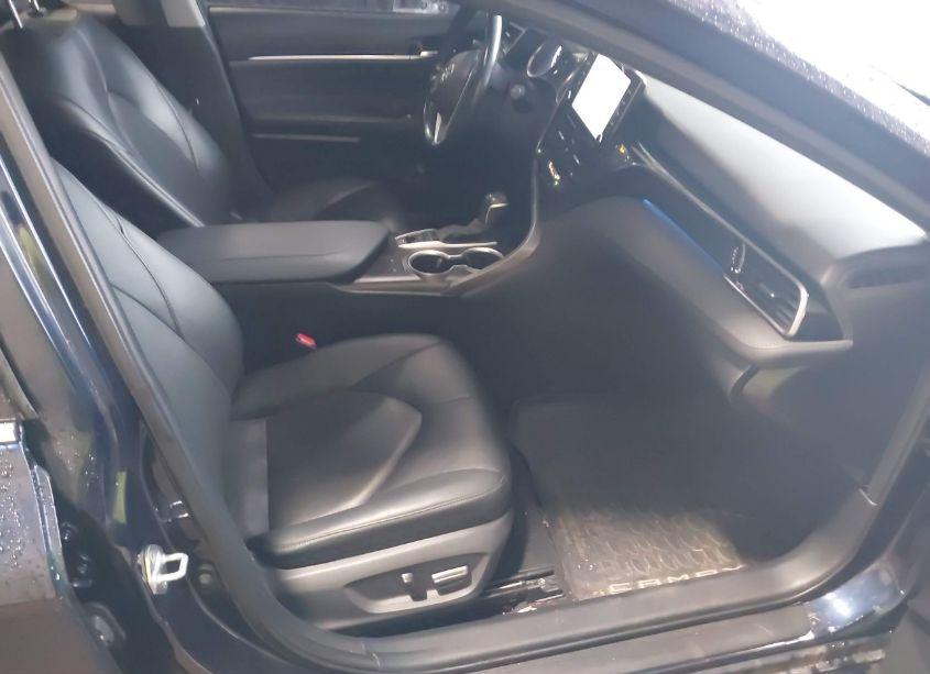 Photo 5 of 2021 Toyota Camry XLE AWD (VIN 4T1F11BK3MU036254)