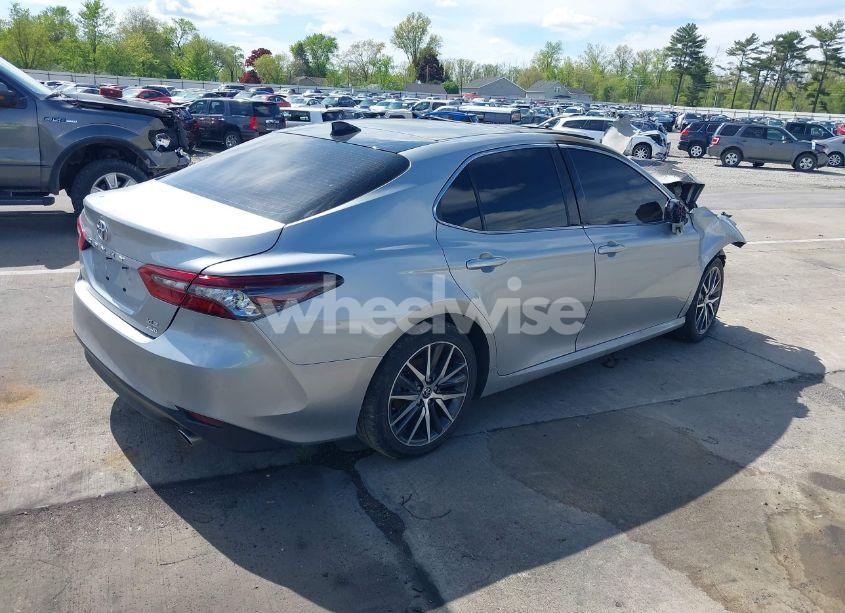 Photo 4 of 2022 Toyota Camry XLE AWD (VIN 4T1F11BK3NU054495)