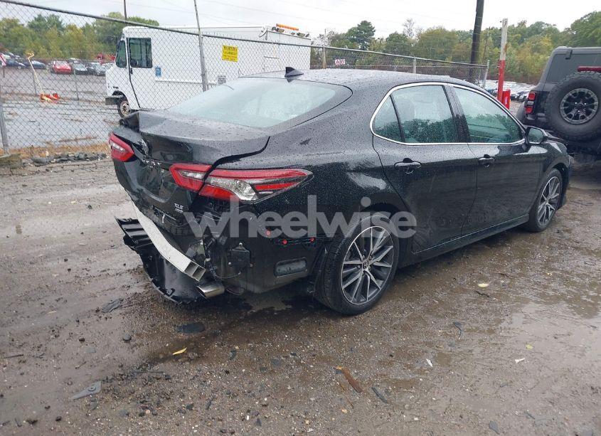 Photo 4 of 2022 Toyota Camry XLE AWD (VIN 4T1F11BK3NU067280)