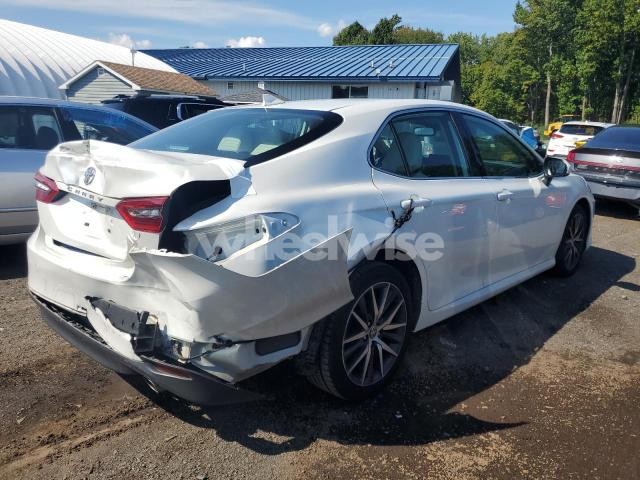 Photo 3 of 2022 TOYOTA CAMRY XLE (VIN 4T1F11BK3NU067490)