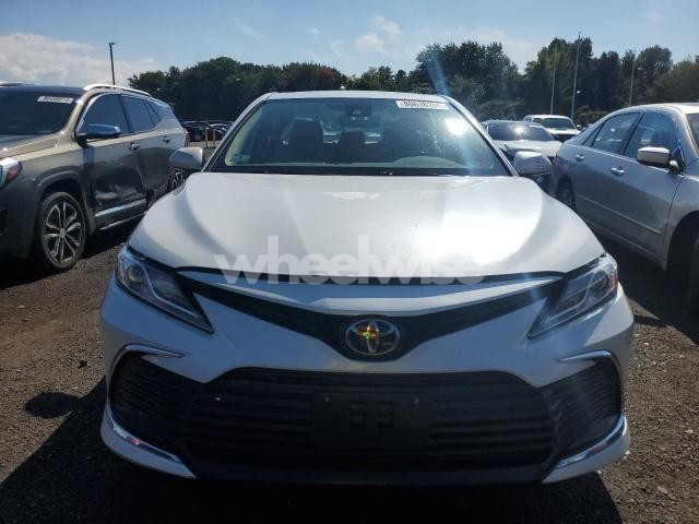 Photo 5 of 2022 TOYOTA CAMRY XLE (VIN 4T1F11BK3NU067490)