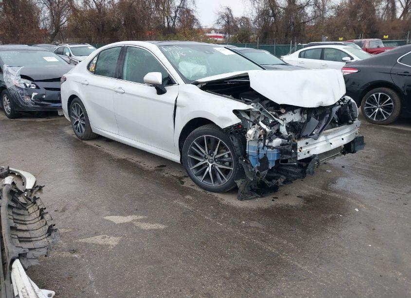 2023 Toyota Camry XLE AWD (VIN 4T1F11BK5PU085668) main photo