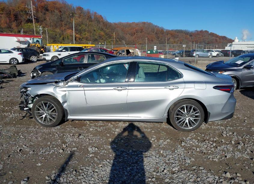 Photo 15 of 2024 Toyota Camry XLE (VIN 4T1F11BK6RU130796)