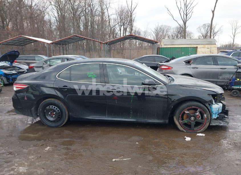 Photo 14 of 2020 Toyota Camry XLE AWD (VIN 4T1F11BK9LU009588)