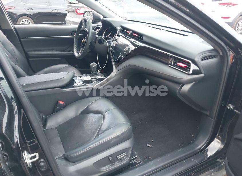 Photo 5 of 2020 Toyota Camry XLE AWD (VIN 4T1F11BK9LU009588)