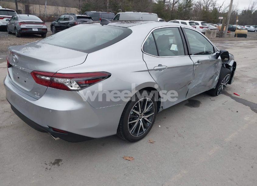 Photo 4 of 2024 Toyota Camry XLE (VIN 4T1F11BK9RU127424)