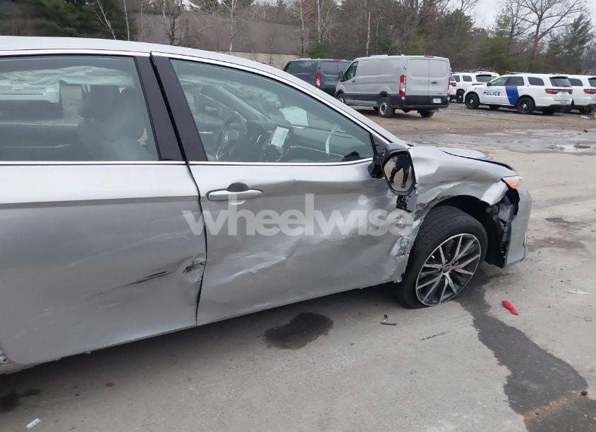 Photo 6 of 2024 Toyota Camry XLE (VIN 4T1F11BK9RU127424)