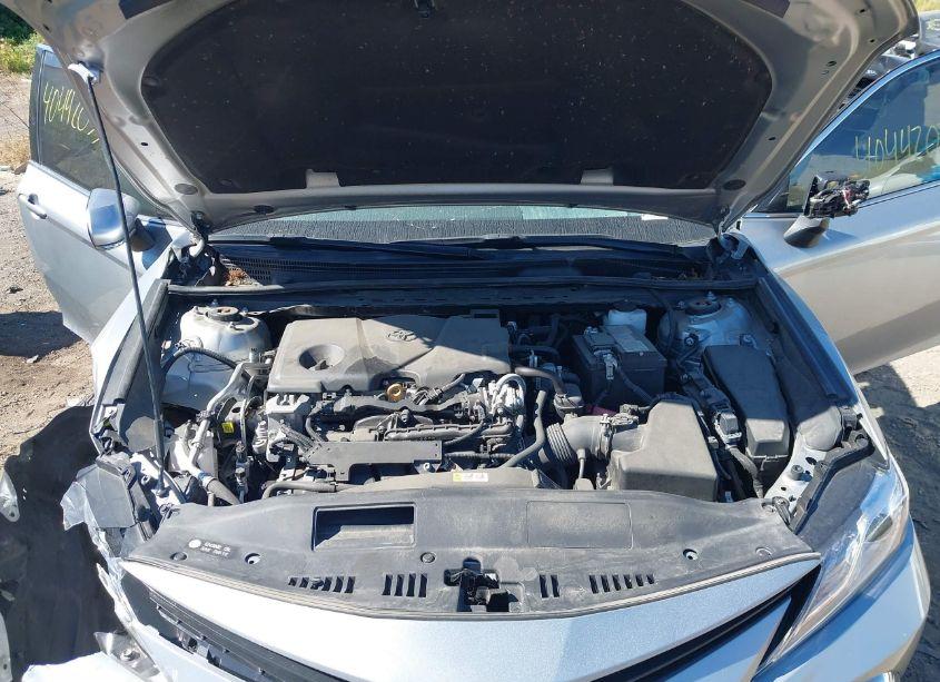 Photo 10 of 2021 Toyota Camry XLE AWD (VIN 4T1F11BKXMU040849)