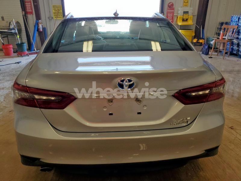 Photo 5 of 2022 TOYOTA CAMRY XLE (VIN 4T1F31AK0NU593703)