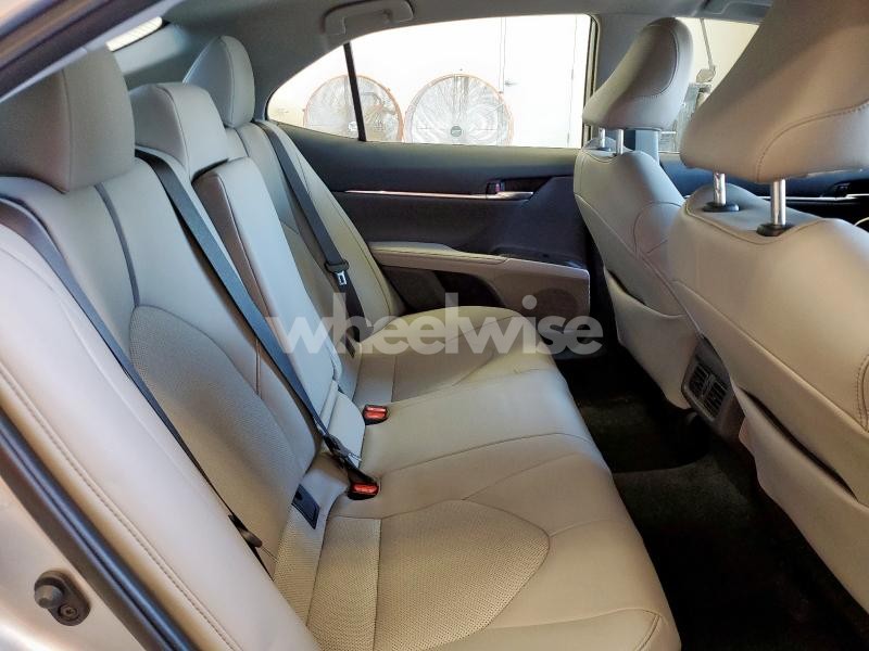 Photo 9 of 2022 TOYOTA CAMRY XLE (VIN 4T1F31AK0NU593703)