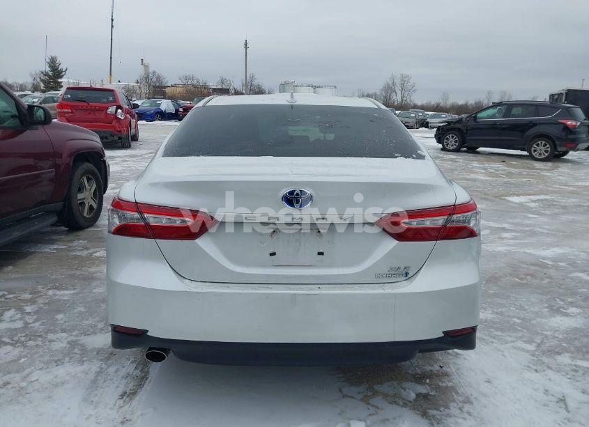 Photo 17 of 2020 Toyota Camry XLE HYBRID (VIN 4T1F31AK1LU537475)