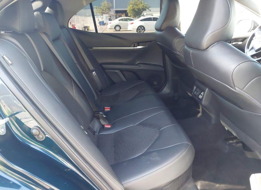 Photo 8 of 2021 Toyota Camry XLE HYBRID (VIN 4T1F31AK1MU564600)