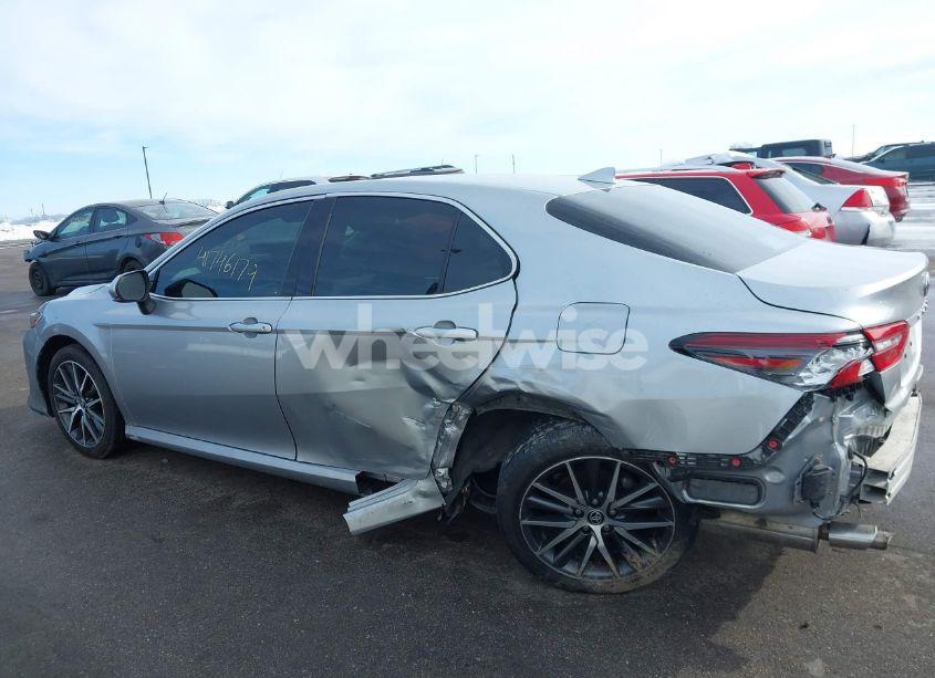 Photo 15 of 2022 Toyota Camry XLE HYBRID (VIN 4T1F31AK1NU572827)