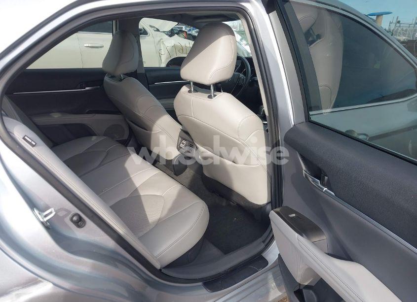 Photo 8 of 2022 Toyota Camry XLE HYBRID (VIN 4T1F31AK1NU572827)