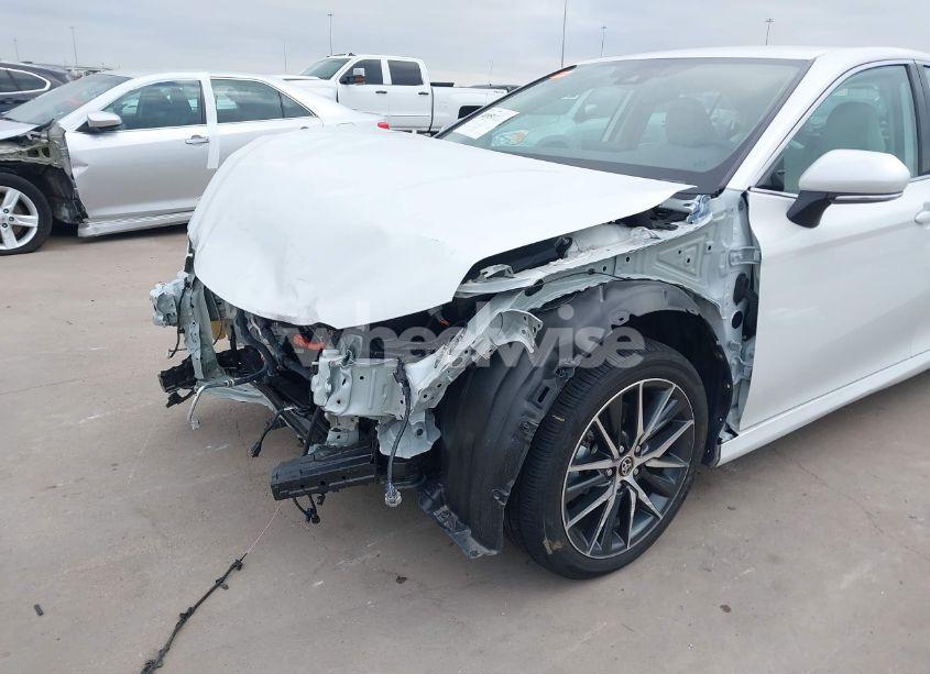 Photo 6 of 2024 Toyota Camry HYBRID XLE (VIN 4T1F31AK1RU071684)