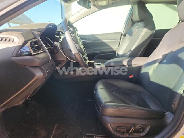 Photo 7 of 2020 TOYOTA CAMRY XLE (VIN 4T1F31AK2LU523326)