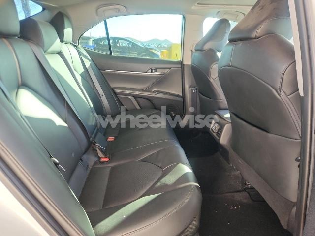 Photo 8 of 2020 TOYOTA CAMRY XLE (VIN 4T1F31AK2LU523326)