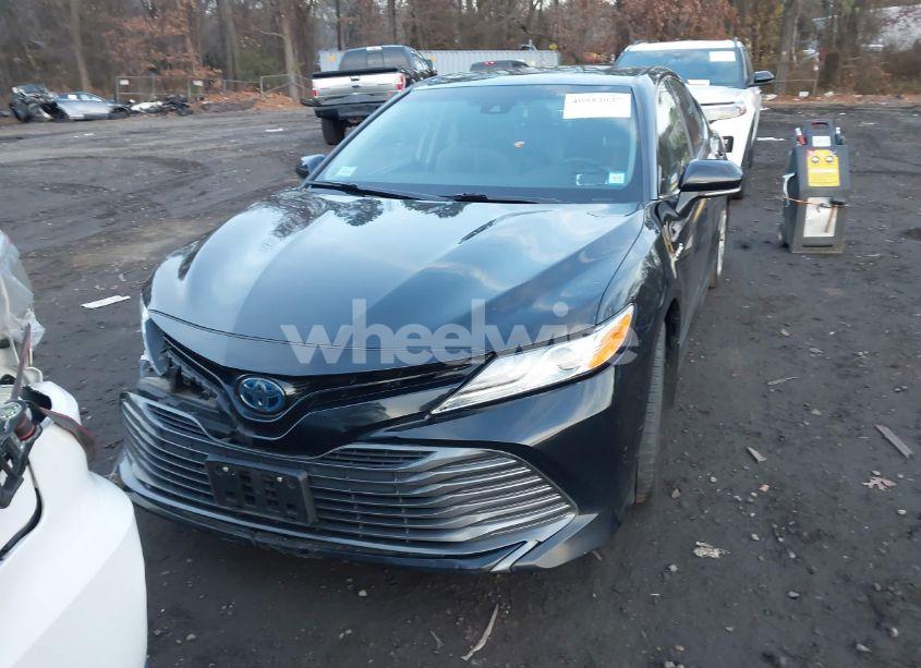 Photo 12 of 2020 Toyota Camry XLE HYBRID (VIN 4T1F31AK2LU525657)