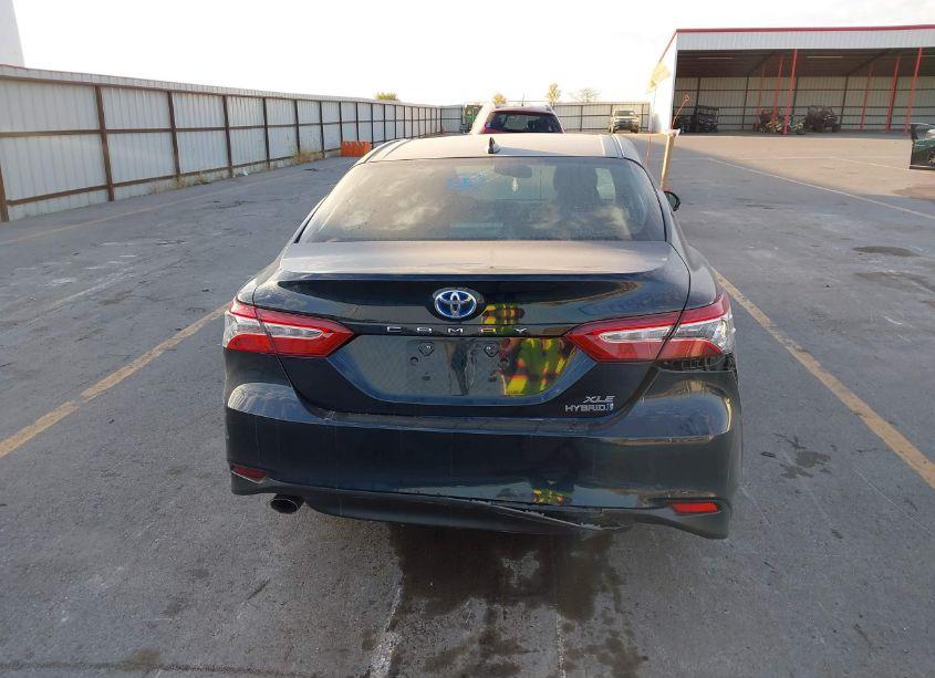 Photo 16 of 2020 Toyota Camry XLE HYBRID (VIN 4T1F31AK2LU540594)