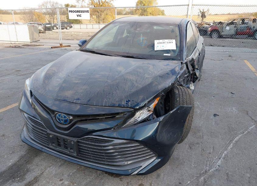 Photo 19 of 2020 Toyota Camry XLE HYBRID (VIN 4T1F31AK2LU540594)