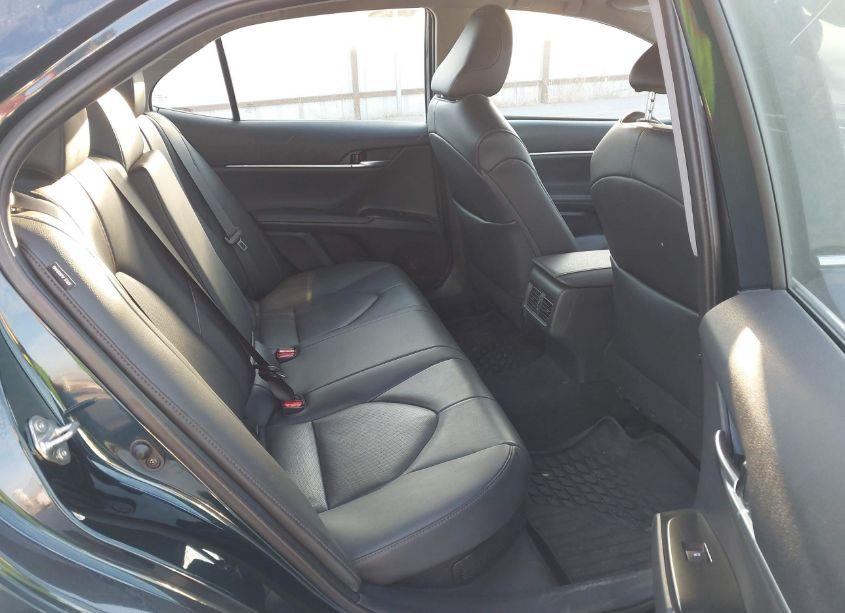 Photo 8 of 2020 Toyota Camry XLE HYBRID (VIN 4T1F31AK2LU540594)