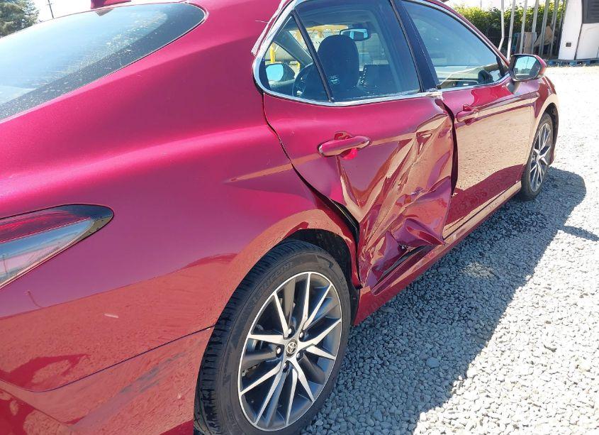 Photo 6 of 2022 Toyota Camry XLE HYBRID (VIN 4T1F31AK2NU579107)