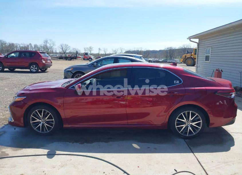 Photo 14 of 2022 Toyota Camry XLE HYBRID (VIN 4T1F31AK4NU034347)