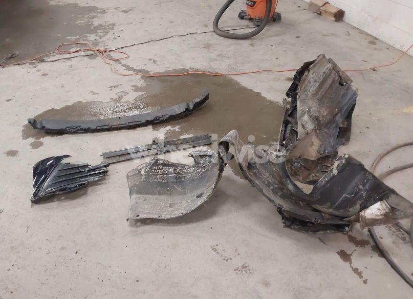 Photo 12 of 2022 Toyota Camry XLE HYBRID (VIN 4T1F31AK4NU579884)