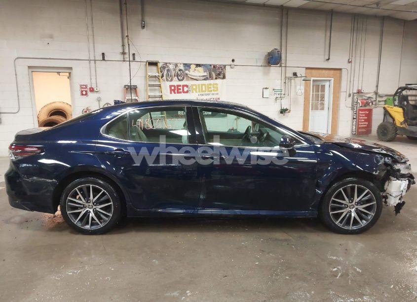 Photo 14 of 2022 Toyota Camry XLE HYBRID (VIN 4T1F31AK4NU579884)