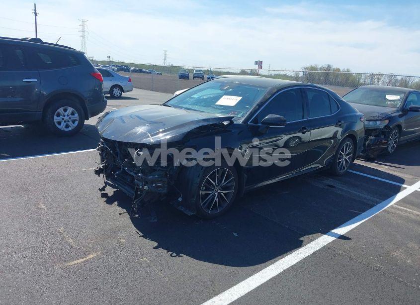 Photo 2 of 2022 Toyota Camry XLE HYBRID (VIN 4T1F31AK5NU594457)