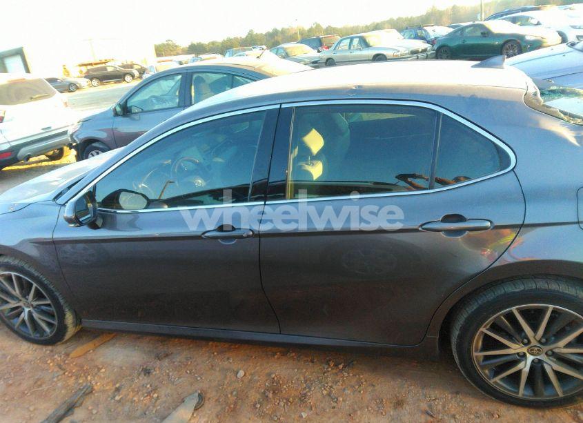 Photo 14 of 2023 Toyota Camry XLE HYBRID (VIN 4T1F31AK6PU610037)