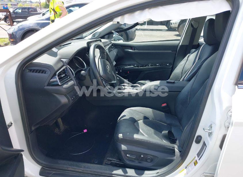 Photo 5 of 2023 Toyota Camry XLE HYBRID (VIN 4T1F31AK6PU615593)