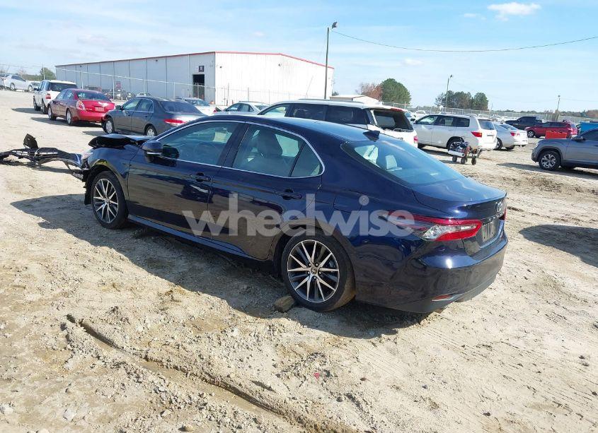 Photo 3 of 2022 Toyota Camry XLE HYBRID (VIN 4T1F31AK7NU584710)