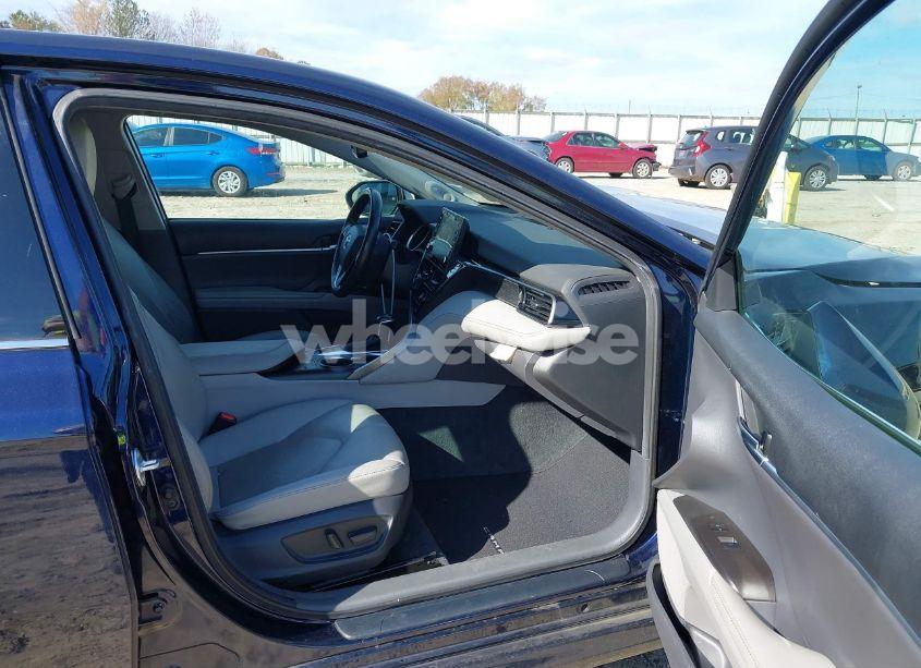 Photo 5 of 2022 Toyota Camry XLE HYBRID (VIN 4T1F31AK7NU584710)