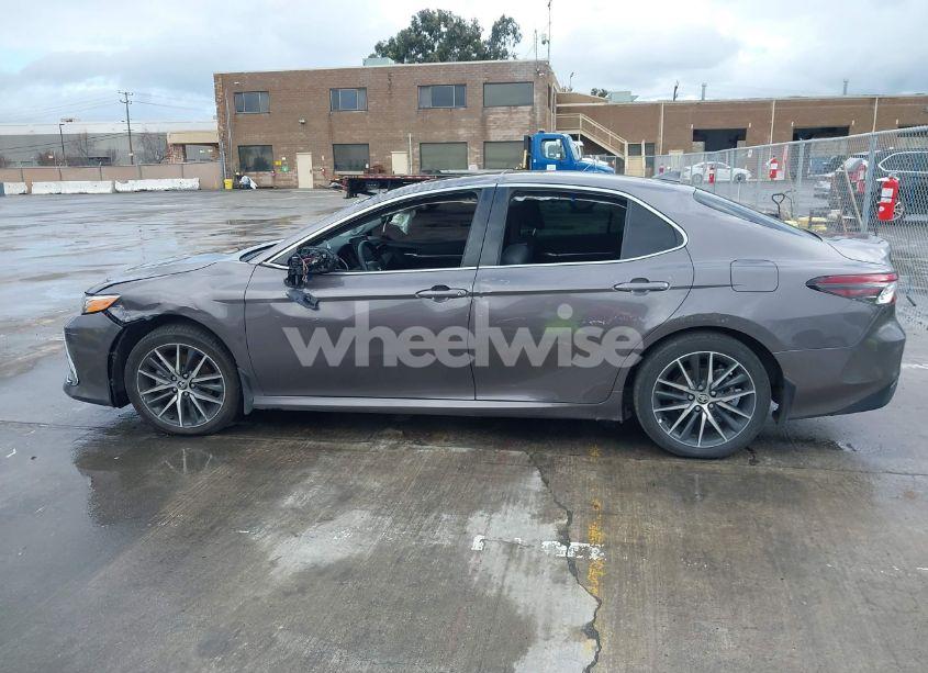 Photo 13 of 2024 Toyota Camry HYBRID XLE (VIN 4T1F31AK7RU064271)