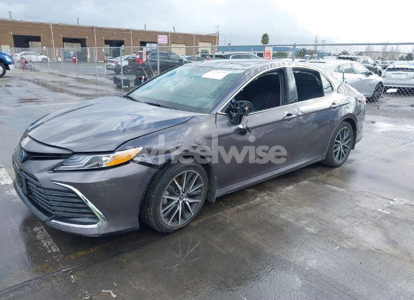 Photo 16 of 2024 Toyota Camry HYBRID XLE (VIN 4T1F31AK7RU064271)
