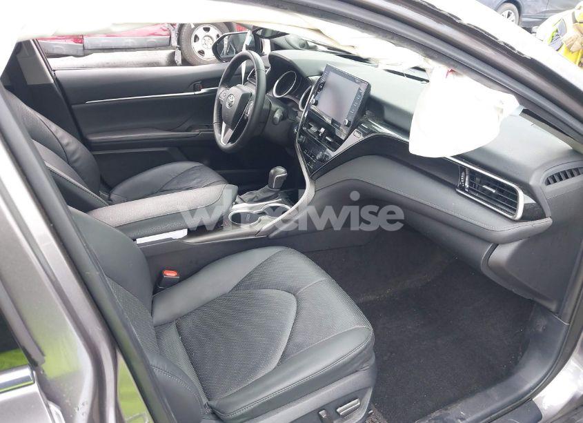 Photo 5 of 2024 Toyota Camry HYBRID XLE (VIN 4T1F31AK7RU064271)